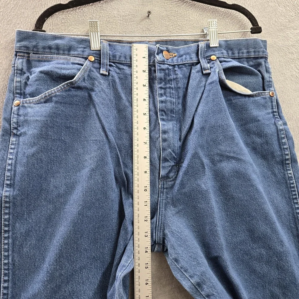 Wrangler Men Jeans 38X36 Blue Denim Cowboy Cut Classic Button‎ 34